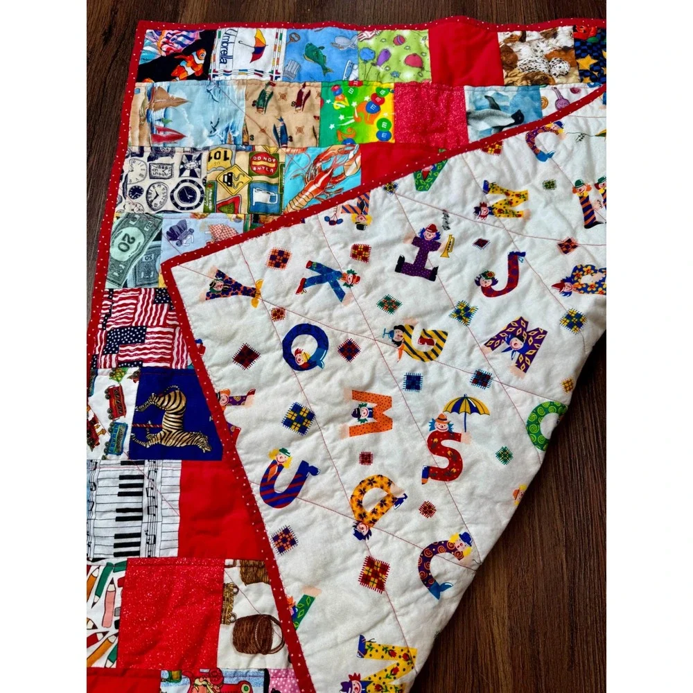 Handmade I-Spy‎ Patchwork Baby Quilt Red Mickey Mouse Crayola Alphabet 30x30